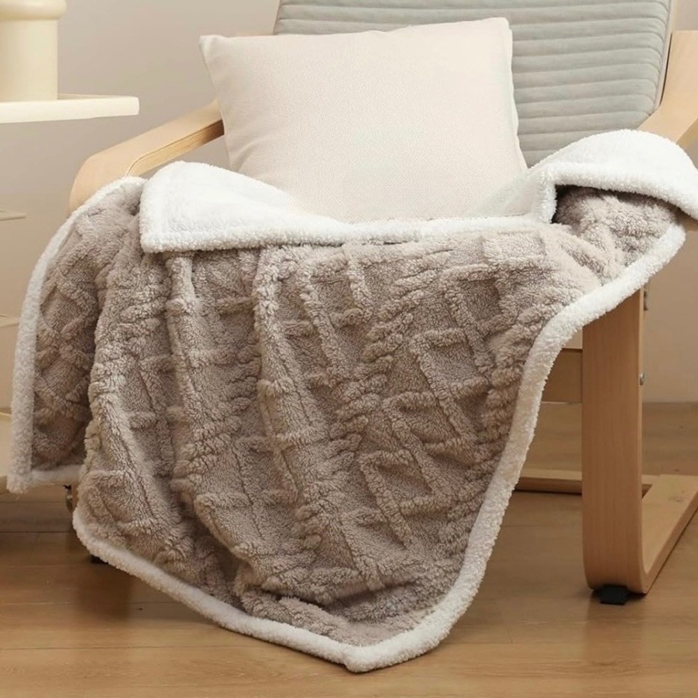 2 Blankets Muslin 100% Cotton Baby Blanket Swaddle + Sherpa Fleece Throw Blanket